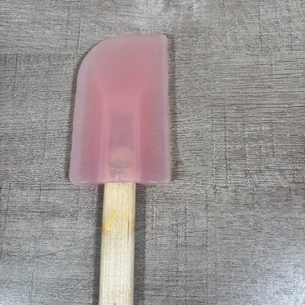 Williams Sonoma Cotton Candy Pink Silicone Scraper Spatula